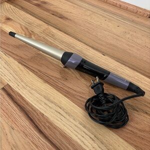 Remington curling iron